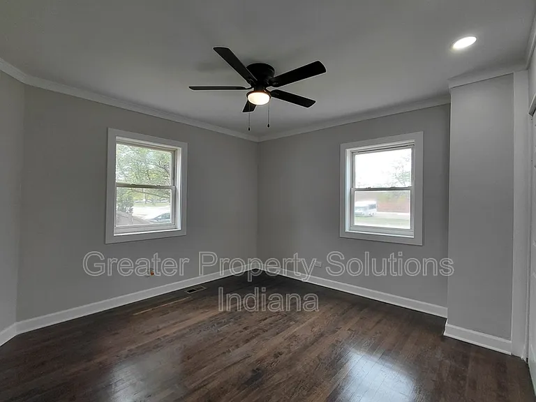 9605 Kennedy Ave — Photo 4