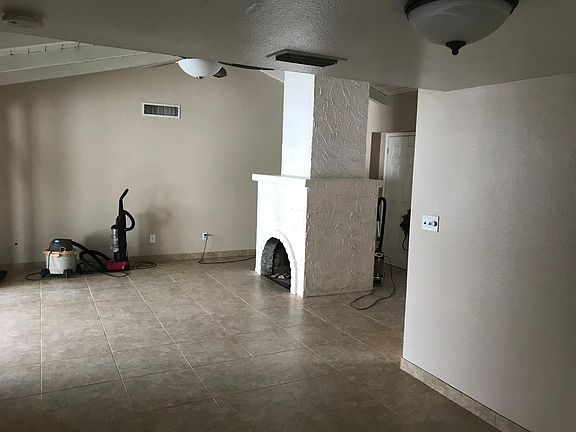 4th image of 8750 E Via Taz Norte