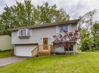 1020 10th Ave SW, Forest Lake, MN 55025