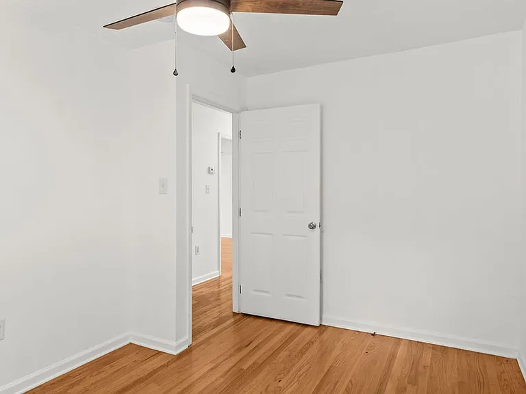 1835 Dalton St — Photo 16