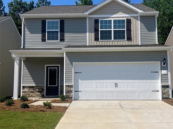 8071 Moose Creek Dr, Charlotte, NC 28214