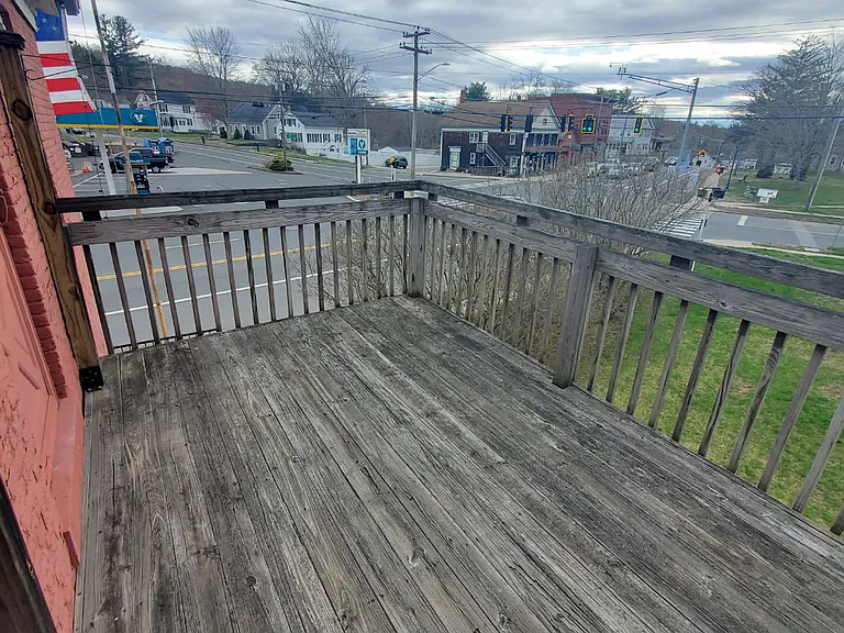 696 Main St #3 — Photo 7
