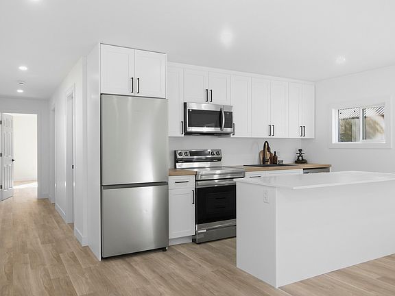 4th image of 39884 Government Rd #3