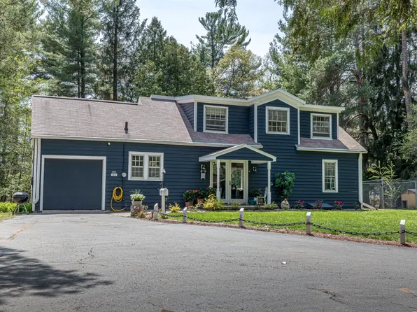 9611 Manitou Park Dr, Minocqua, WI 54548