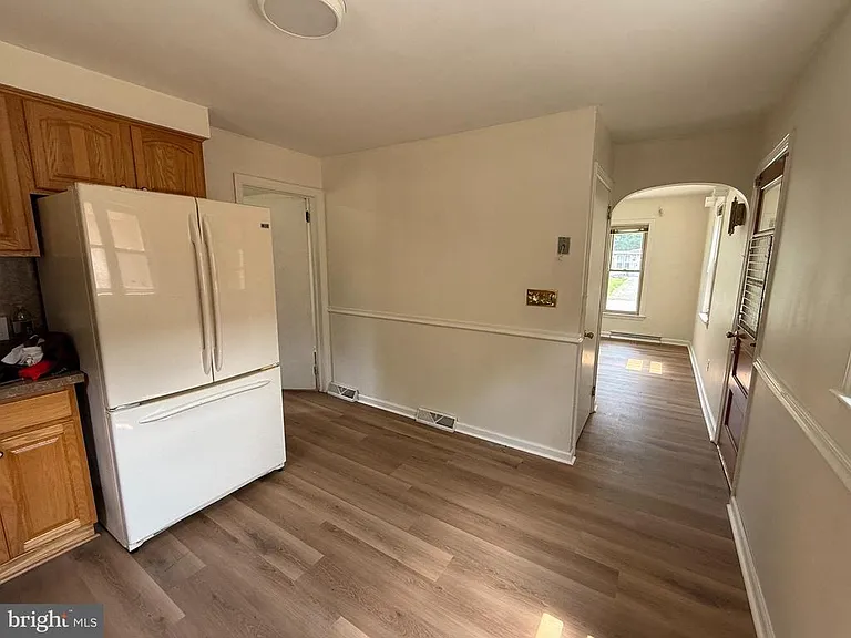 1236 Oak Ln — Photo 4