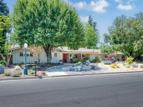 2285 W Roberts Ave, Fresno, CA 93711