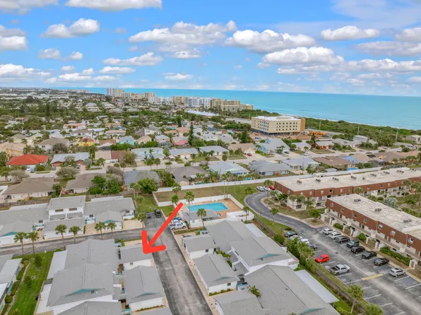 290 Paradise Blvd APT 11, Melbourne, FL 32903