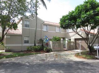 11002 Chandler Dr, Cooper City, FL 33026