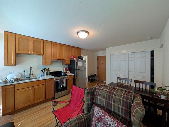 5th image of 2534 Benvenue Ave #6