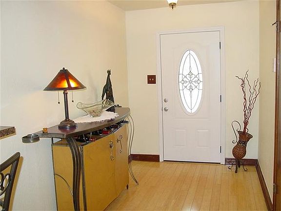 4th image of 6926 Chinook Dr