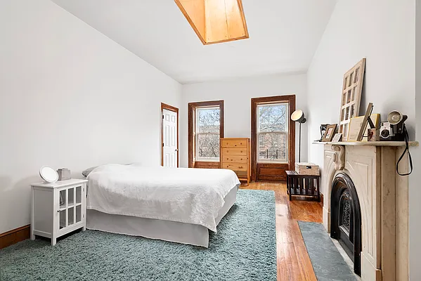 Rented by Ivey North LLC | media 10