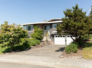 221 8th Ave S, Edmonds, WA 98020