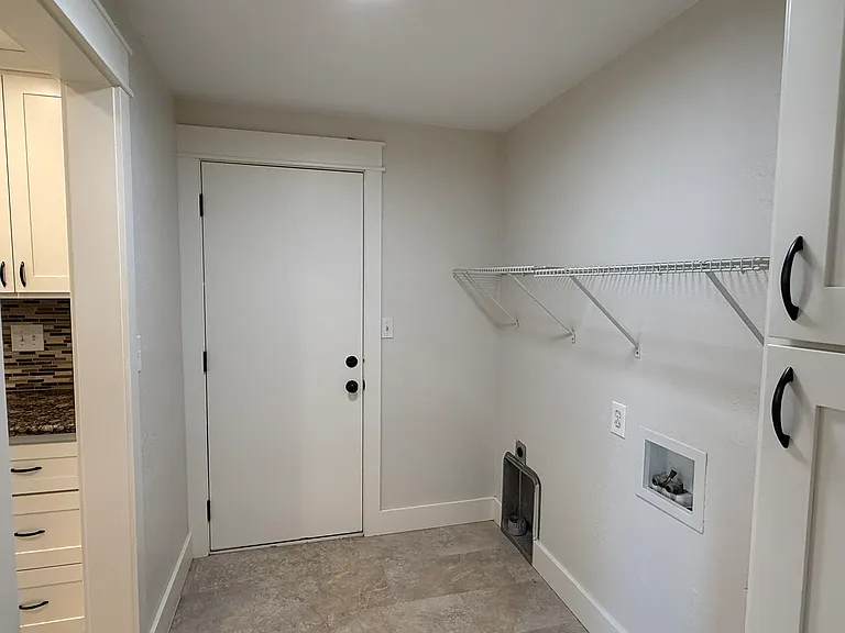 451 Hrubetz Rd SE — Photo 27