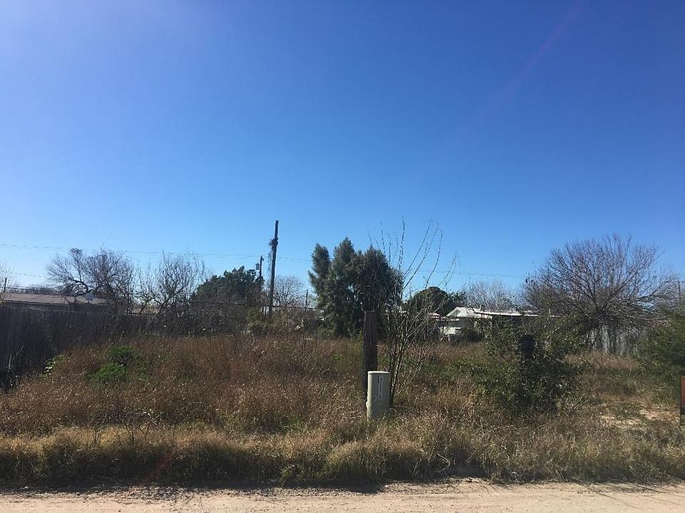 1st image of 326 S Madero St