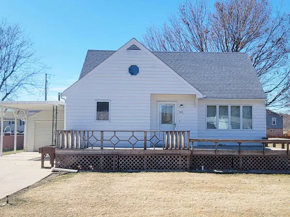 310 Washington St, Elgin, IA 52141