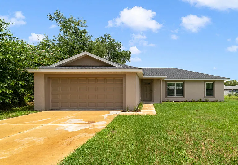 13 Pine Radial Dr — Photo 1