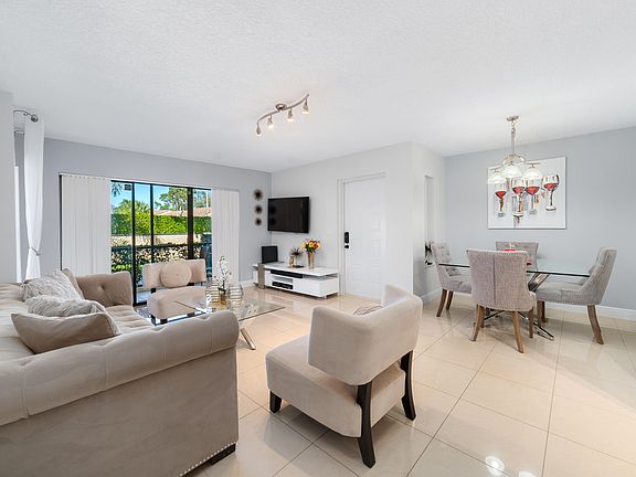 3rd image of 702 Sunny Pine Way Unit B1