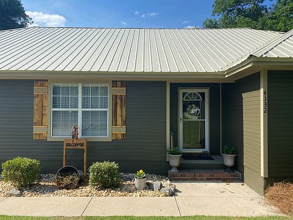2nd image of 4132 Clay Dr