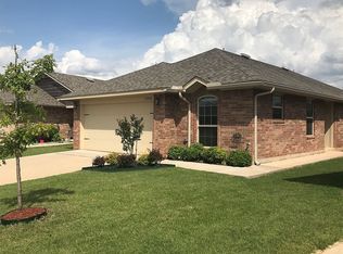 12516 Heritage Oaks Dr, Oklahoma City, OK 73120
