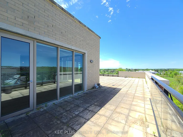 35 Baker Hill Blvd #Penthouse 9 — Photo 1