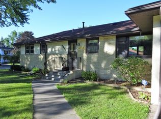 8001 38 1/2 Ave N, New Hope, MN 55427