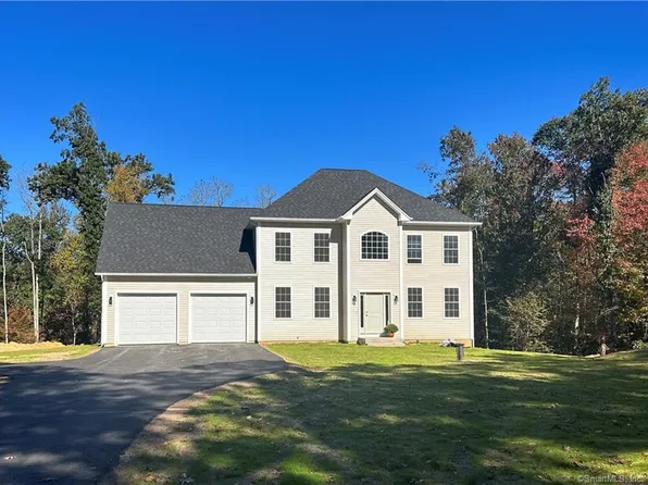 123 Comstock Trail, East Hampton, CT 06424