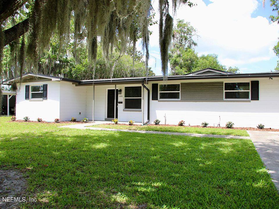 1st image of 1050 GLYNLEA Road
