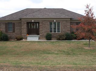 998 Royal Oak Dr, Bardstown, KY 40004