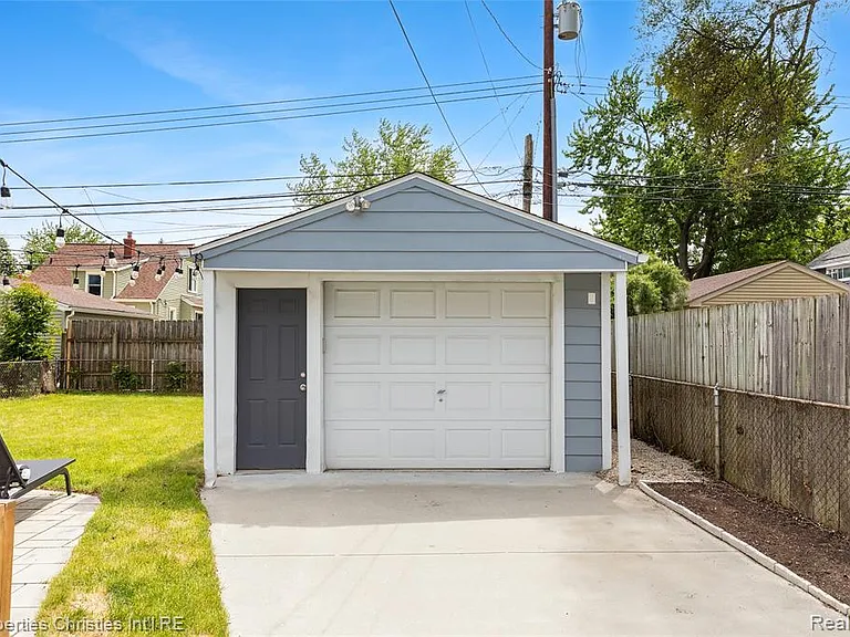 508 Marlin Ave — Photo 45