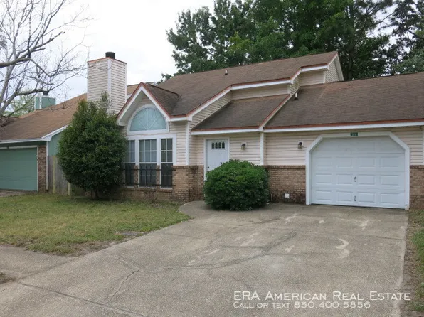 386 Canterbury Cir, Fort Walton Beach, FL 32548