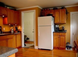 155 Maple St APT 4, Danvers, MA 01923