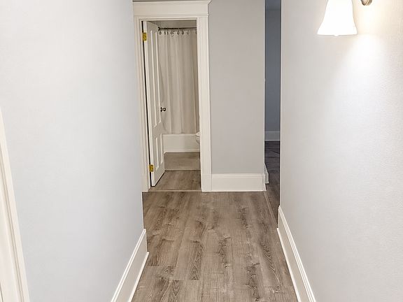 5th image of 115 Beacon St #115