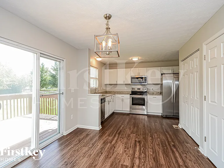 1106 Linford Cir — Photo 6