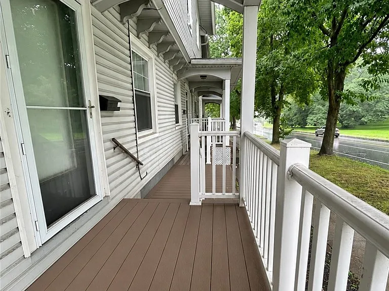 1176 Monroe Ave — Photo 2