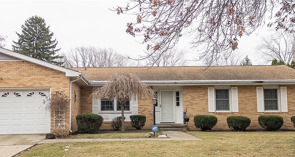 1st image of 3205 Vista Dr