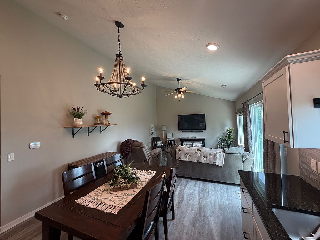 3533 Holly Blue Dr - Property Image
