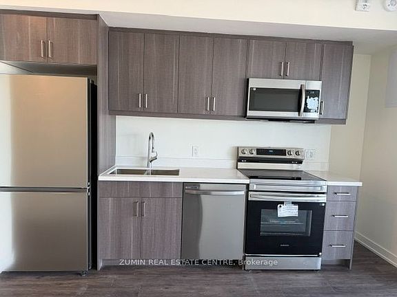 3rd image of 350 Prince Charles Dr