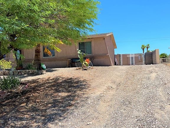 3rd image of 3000 Silver Saddle Dr