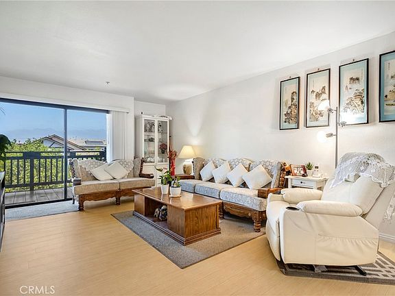 3rd image of 321 N Orange Ave APT 209