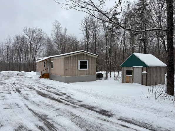 745 Todds Corner Rd, Saint Albans, ME 04971