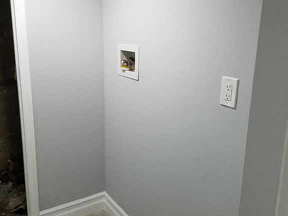 5th image of 1268 E 88th St