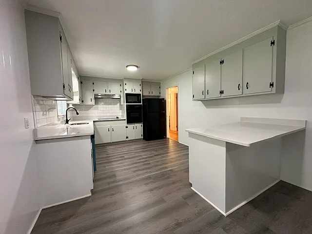9519 Walkers Ferry Rd — Photo 11
