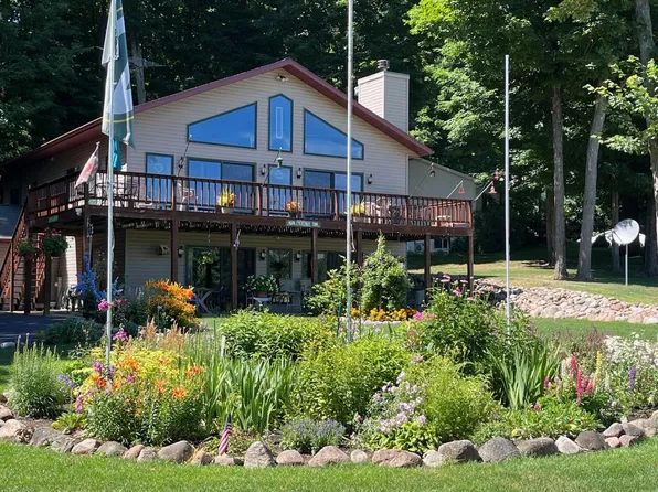 14841 Fairway Cir, Lakewood, WI 54138