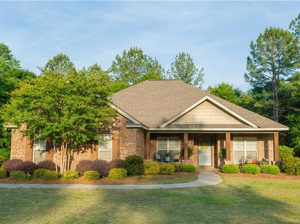 120 Valleys Edge, Wetumpka, AL 36093