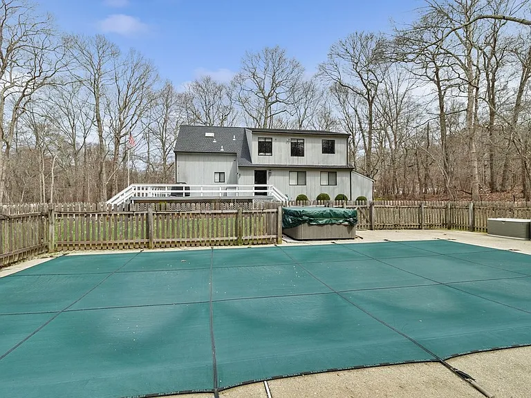 6 Whites Ln — Photo 3