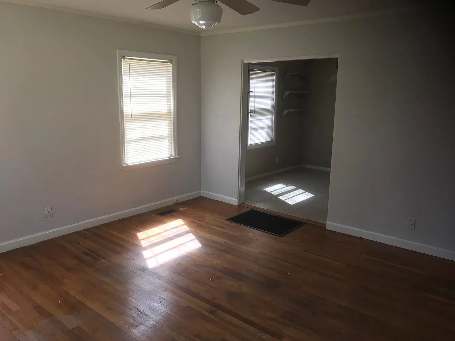 3 bed, 1150 sqft, $2,150 — Photo 4