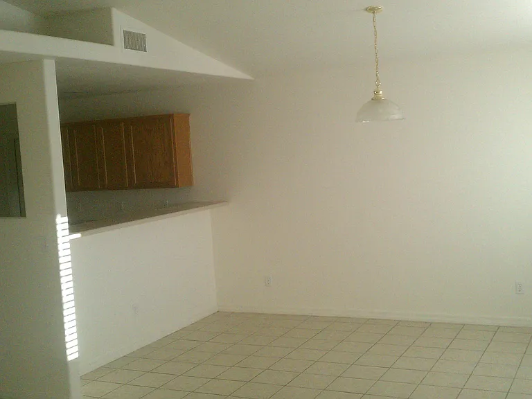 3458 N Diamond St — Photo 3