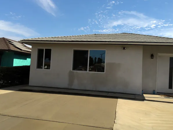 407 W Woodcrest St #2, Rialto, CA 92376