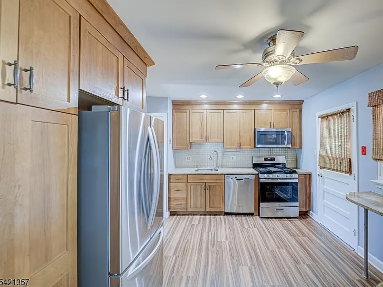 50 Auburn Rd — Photo 10