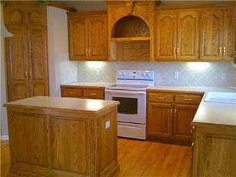 3rd image of 1413 Rock Creek Dr